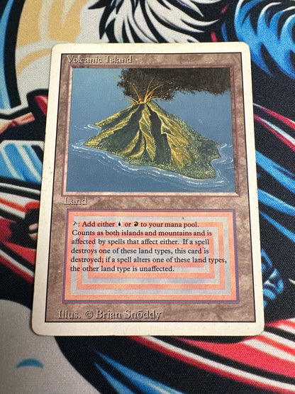 Volcanic Island | 3ED | Moderately Played